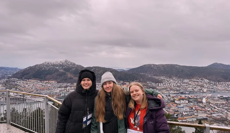 94EB2651 724B 43AE A616 96560E4752DA v2