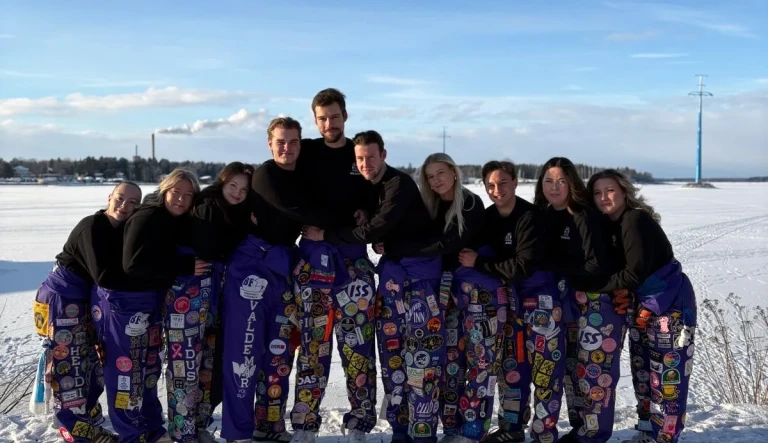 9c649a12 9461 48c5 b043 7380fe7b63e2