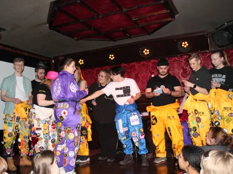 62a82ea0 f68e 4197 b081 b05a2b457298