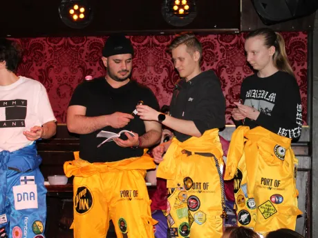 700e12ce 6c2a 4dfa b574 5ae968de487e