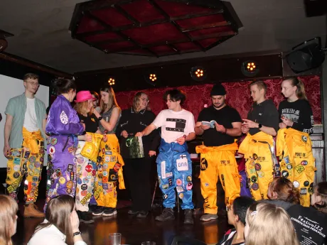 7b44abab e5d5 4bfd 806e 923035466e27