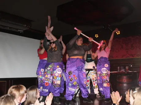 af8f5191 9ebf 4f27 a408 43776d40139e