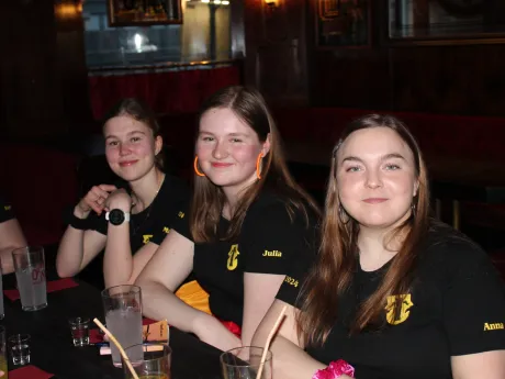 b902605d 0919 4723 98fc d2ae79278bd4