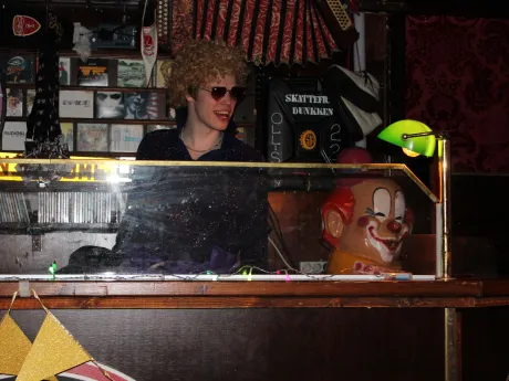 d47f3d71 3ba1 4acf bcc8 ef4523fcd27e