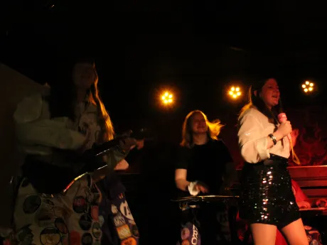 d8d99a84 6400 4752 8525 33cbb820e0f8