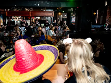 bermuda sitz 2024 107 53658014821 o