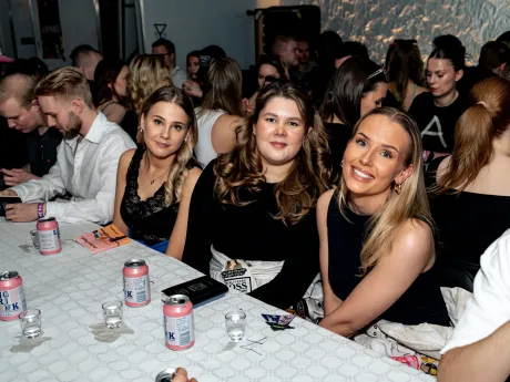 bermuda sitz 2024 12 53658006866 o