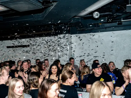 bermuda sitz 2024 22 53658233038 o