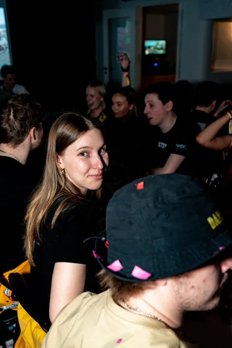 bermuda sitz 2024 254 53658379249 o