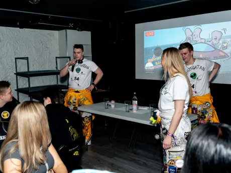 bermuda sitz 2024 26 53658361989 o