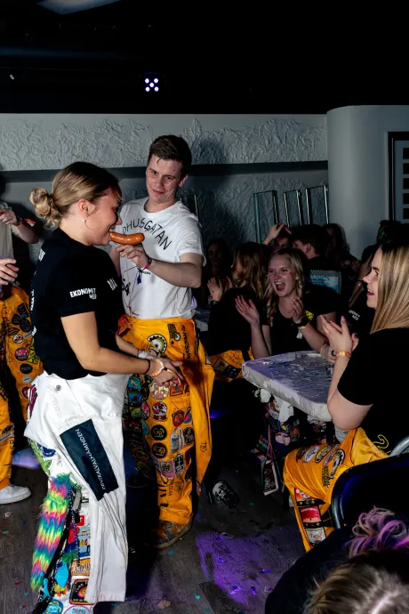 bermuda sitz 2024 305 53658028726 o