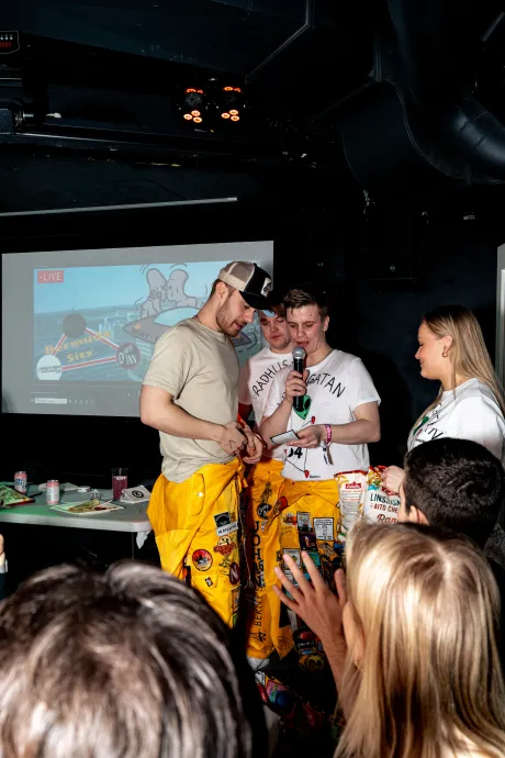 bermuda sitz 2024 308 53658496735 o