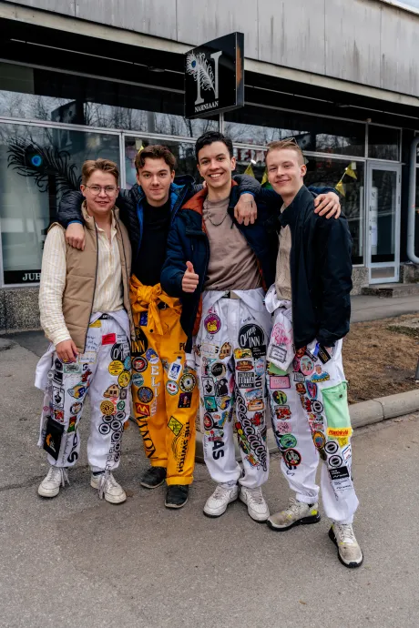 bermuda sitz 2024 362 53658359554 o