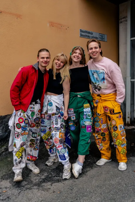 bermuda sitz 2024 363 53658359464 o