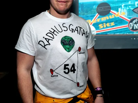 bermuda sitz 2024 36 53658008691 o