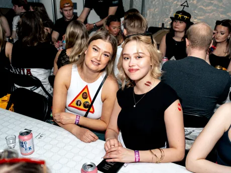 bermuda sitz 2024 47 53657142372 o