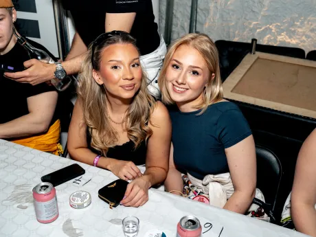 bermuda sitz 2024 52 53658235323 o