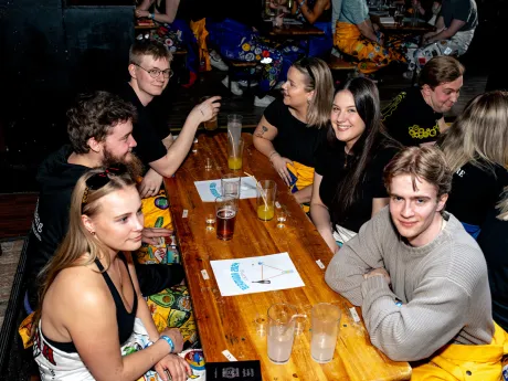 bermuda sitz 2024 75 53658237058 o