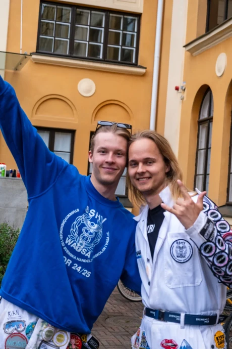 dsf1043 53989944014 o