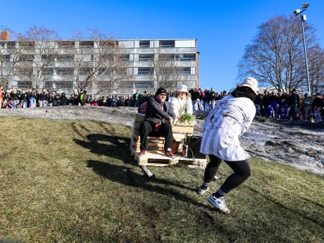 LiUxc33pyyzVhvSyojATZApbSW9u4XEw