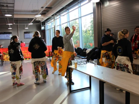 406757C5 EE46 4D4F 9F2F F761B776CFCC