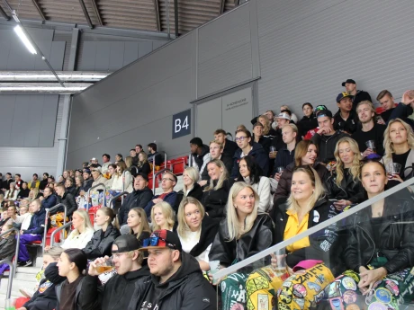 4F4B0566 EE23 490F 8CA8 B4398DDAE674