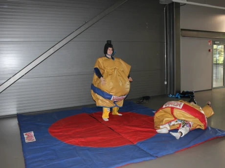 6413E055 42EF 45FE B656 109D84529E5F