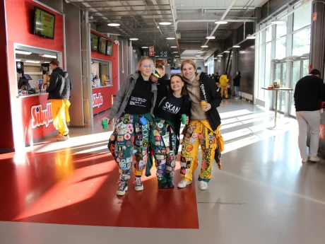 7700A144 87DD 4945 AB3D A20658918BF5