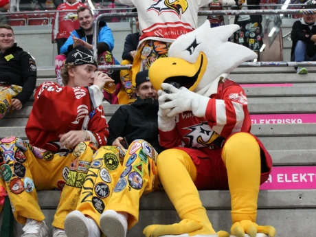 8F72B740 0DE6 41B4 AB03 98B7ACAEE783