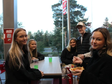 AEA430F9 FD98 4999 864E 64AC389F999F