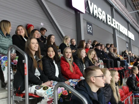 E03479DE D757 4009 A77D 7815D4735935