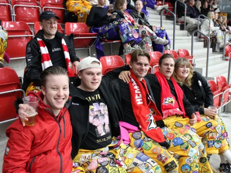 EEAA0299 1F8B 4BA5 AF6A E2FA78BF1757