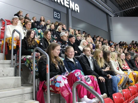 F46ABEDC 0246 4E52 ACF1 8B8A83CD9078