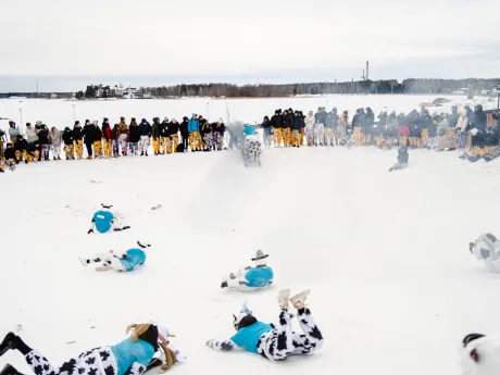 uyIAxnYHIv44dv5H3ZQUnGqaqQs0Lba1