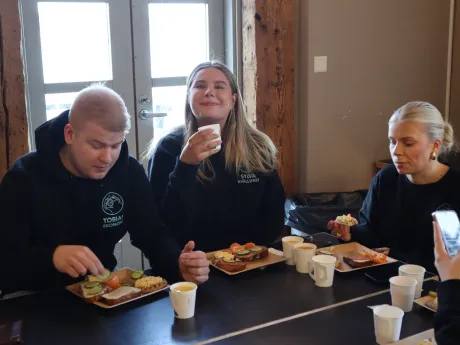 img 7207 53595061686 o