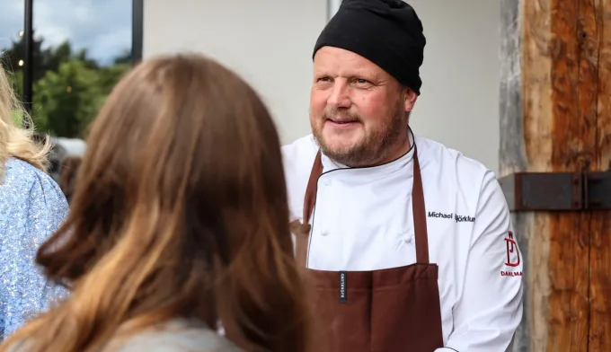 SZEsLpu13GWCKIV56DNb4FE9yUD0SgIQ