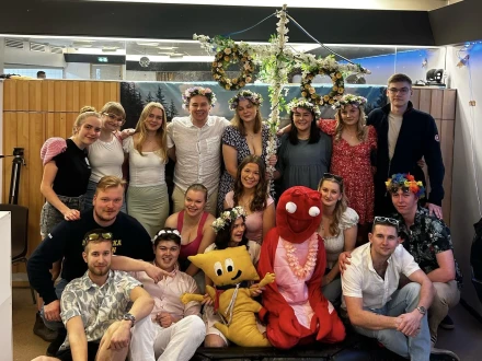 6f63a64d 3897 4d82 bde0 cc8c4c3063a0